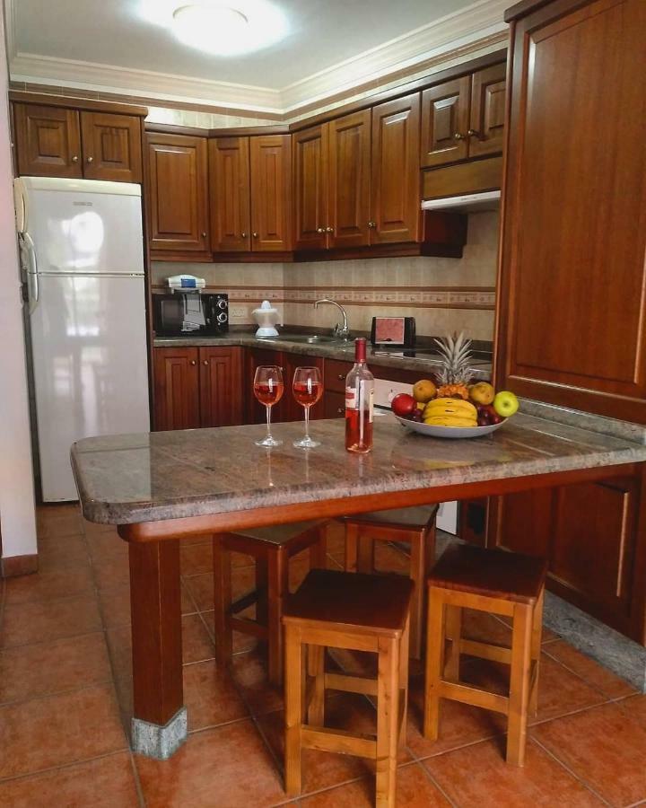 Apartamentos Isora Фронтера Екстериор снимка